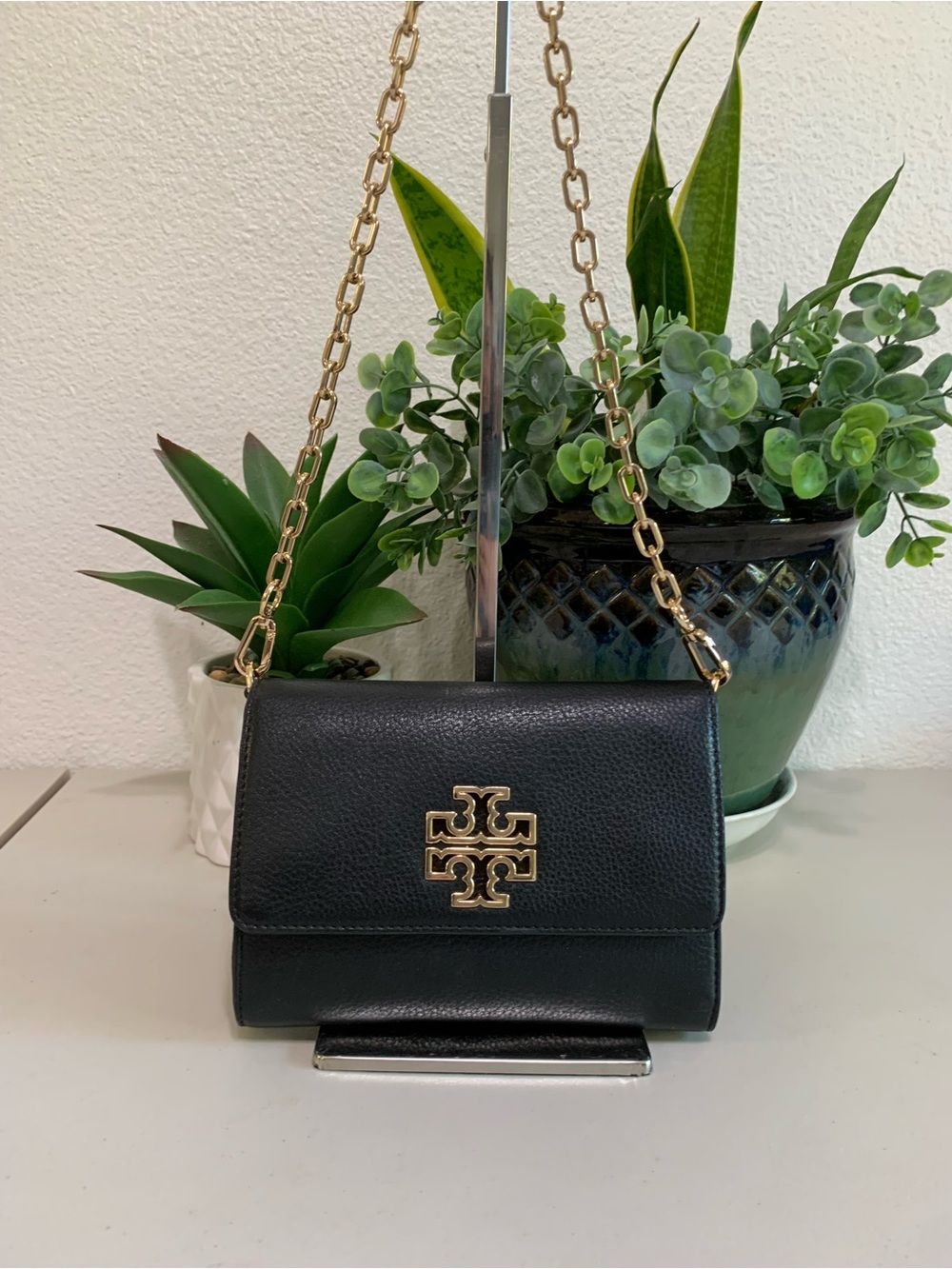 👜💕 Tory Burch Black Chain Convertible Crossbody